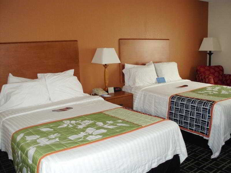 Fairfield Inn And Suites By Marriott Tampa North Temple Terrace Extérieur photo